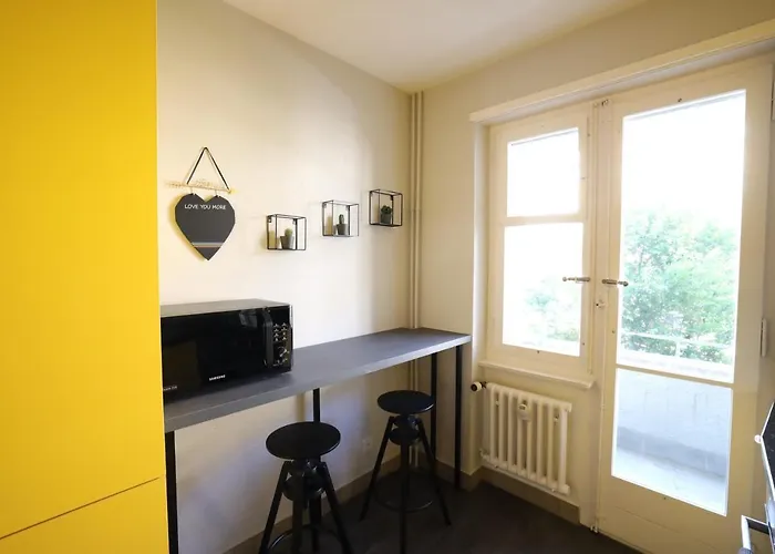 Armotti Weissenbuehl * Βέρνη